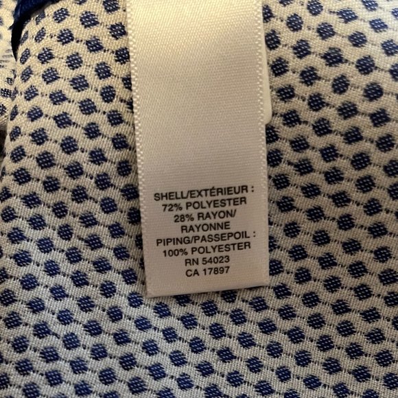 Like New BANANA REPUBLIC Patterned Top Size 6 Petite - Picture 5 of 5